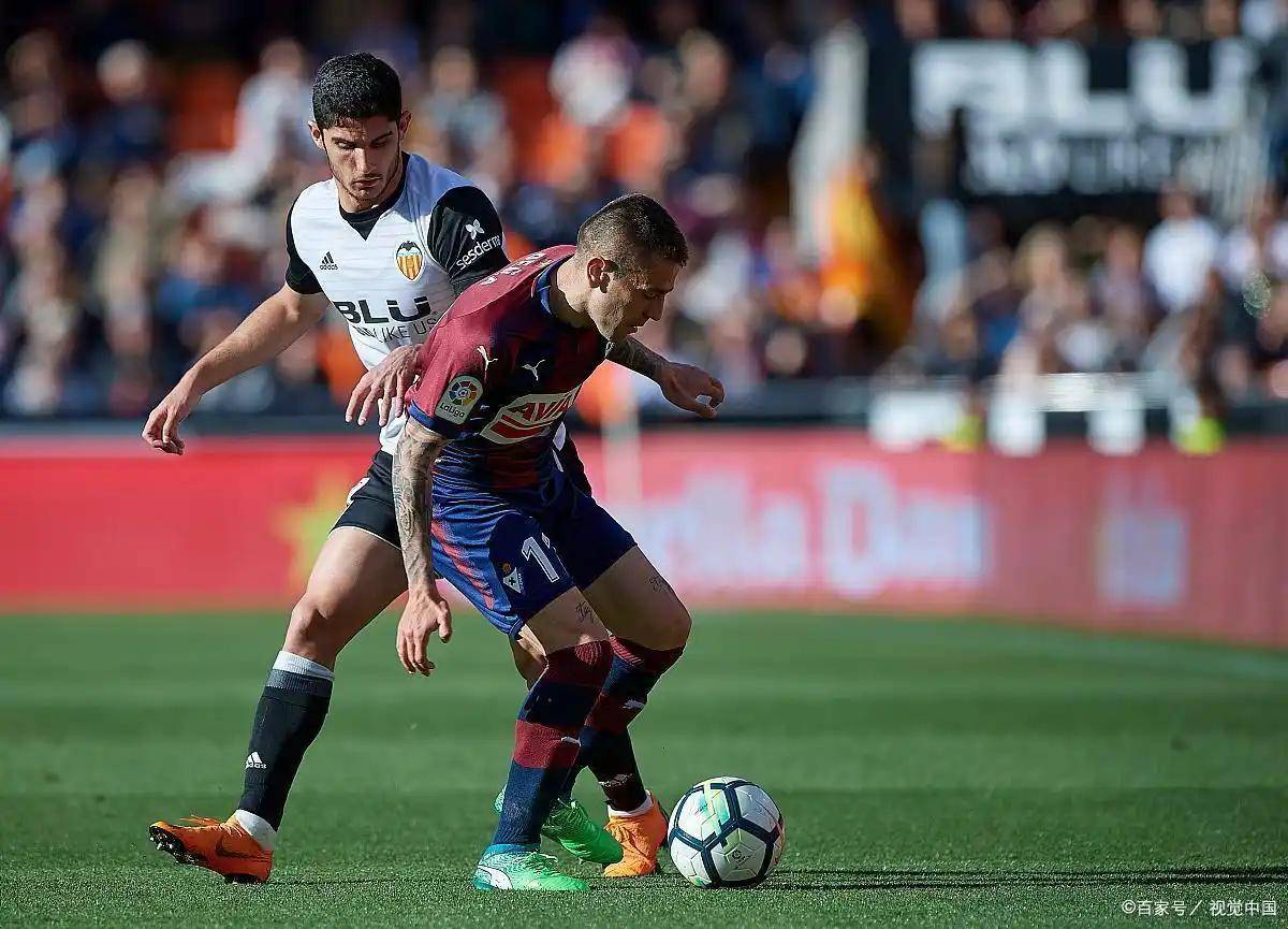 关于赛前比利亚雷亚尔调整名单以备德国杯；完成体检环节打磨；赛场秩序良好；身体对抗强度拉满的信息-开云体育入口